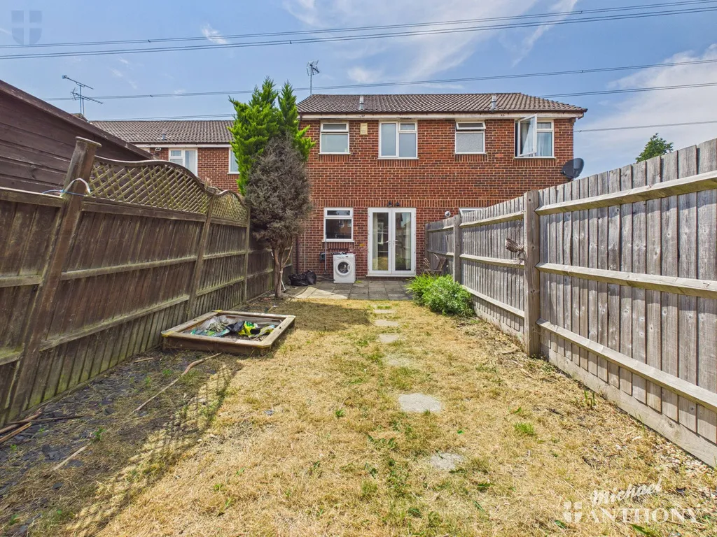 Parrot Close, AYLESBURY, HP21 8UU, photo 11