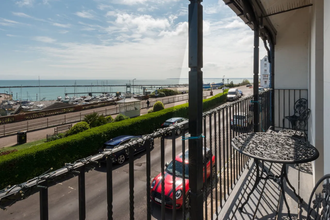 Nelson Crescent, Ramsgate, CT11 9JF, photo 8
