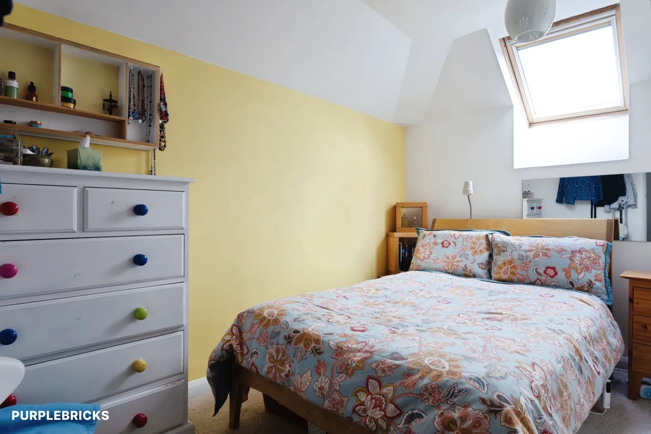 Warren Pond Road, London, E4, photo 15