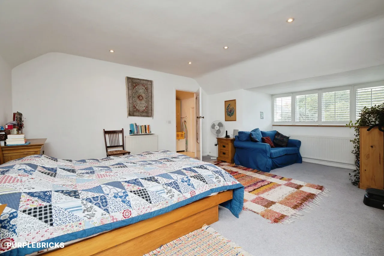 Warren Pond Road, London, E4, photo 11