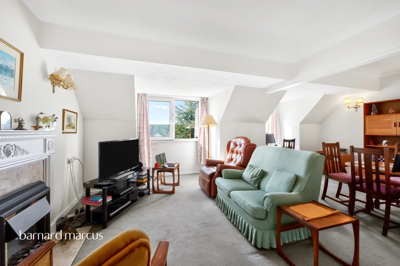 Mayfield Avenue, London, N12, photo 11