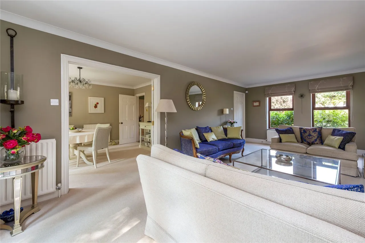 Ladyegate Close, Dorking, RH5, photo 16