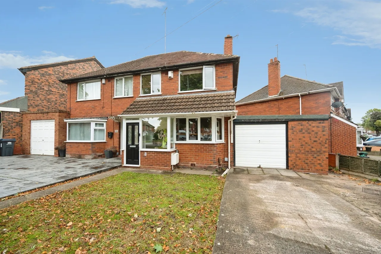 3 bed house for sale — Grindleford Road, Birmingham