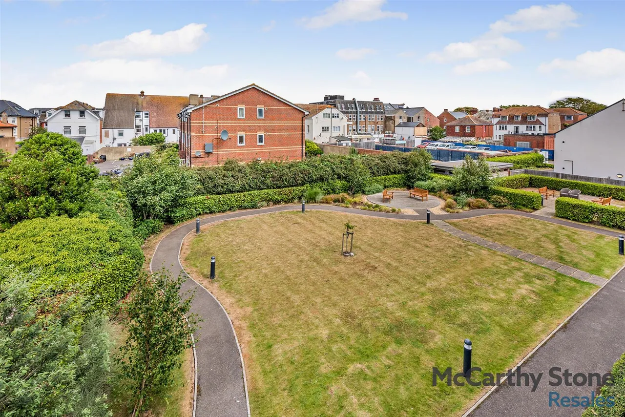 Heene Road, Worthing, BN11, photo 13