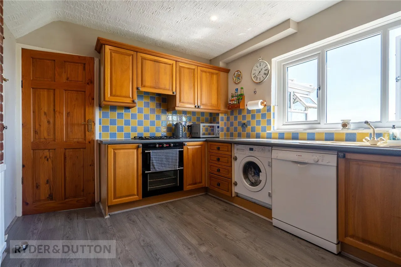 Taylor Lane, Golcar, HD7, photo 12