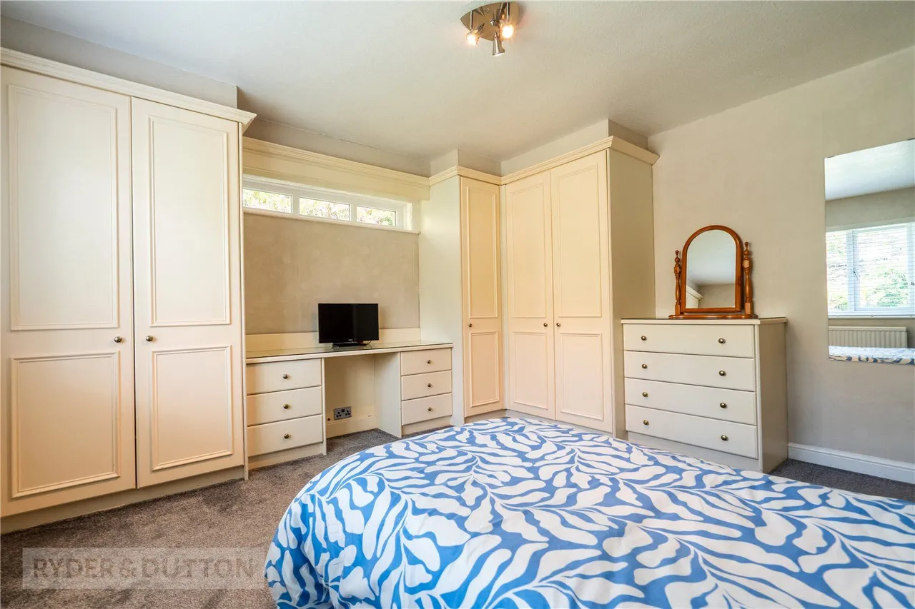 Taylor Lane, Golcar, HD7, photo 19