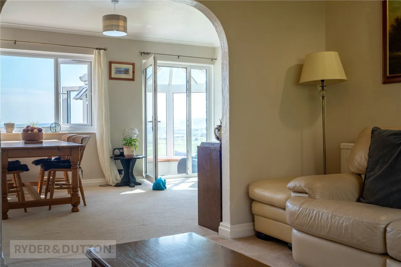Taylor Lane, Golcar, HD7, photo 10