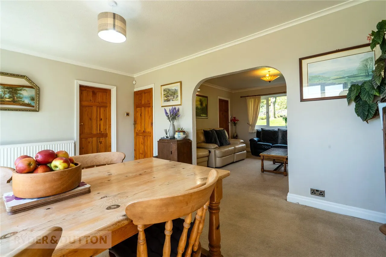 Taylor Lane, Golcar, HD7, photo 3