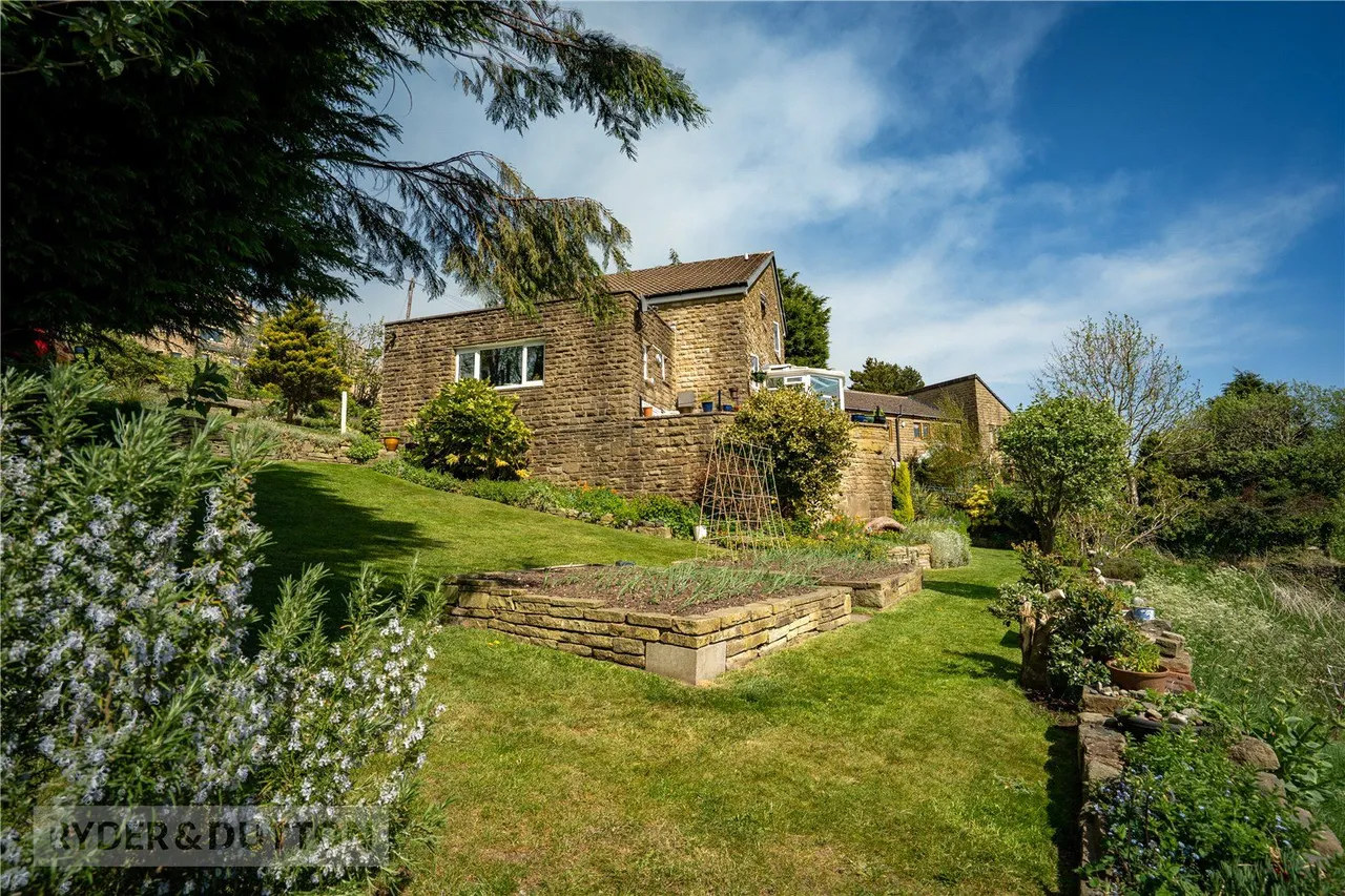 Taylor Lane, Golcar, HD7, photo 25