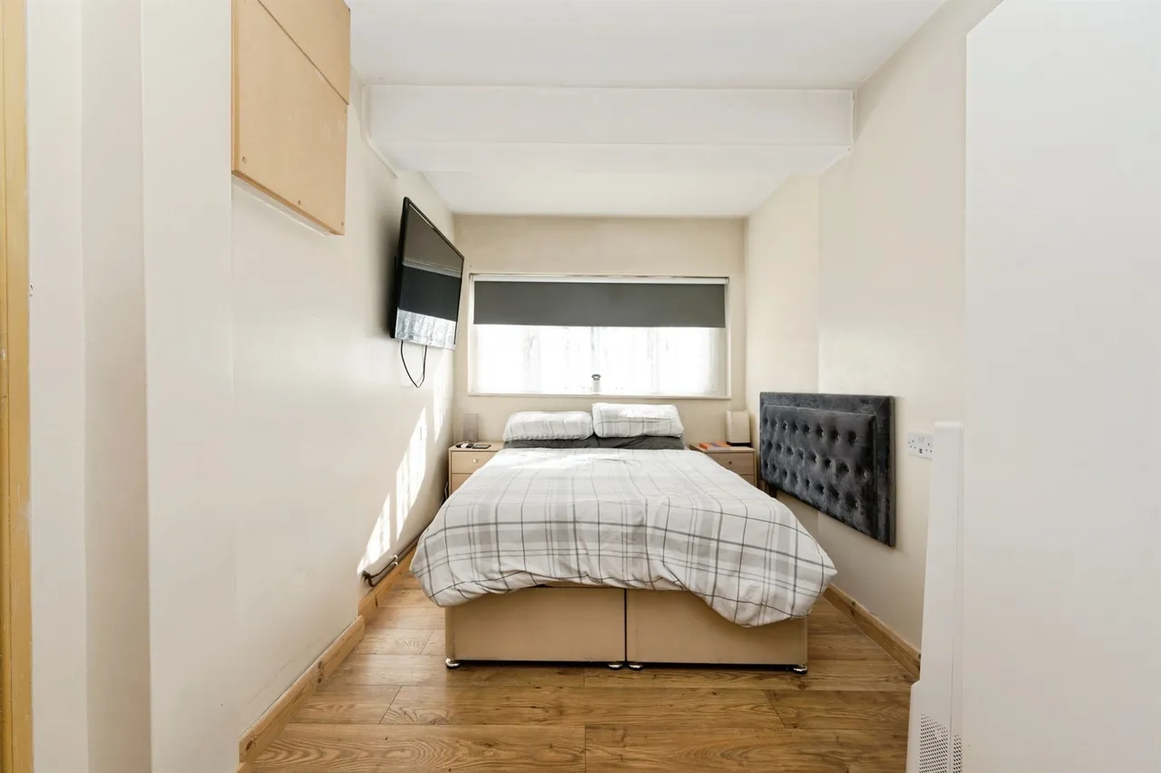 Dobbin Close, Harrow, HA3, photo 14