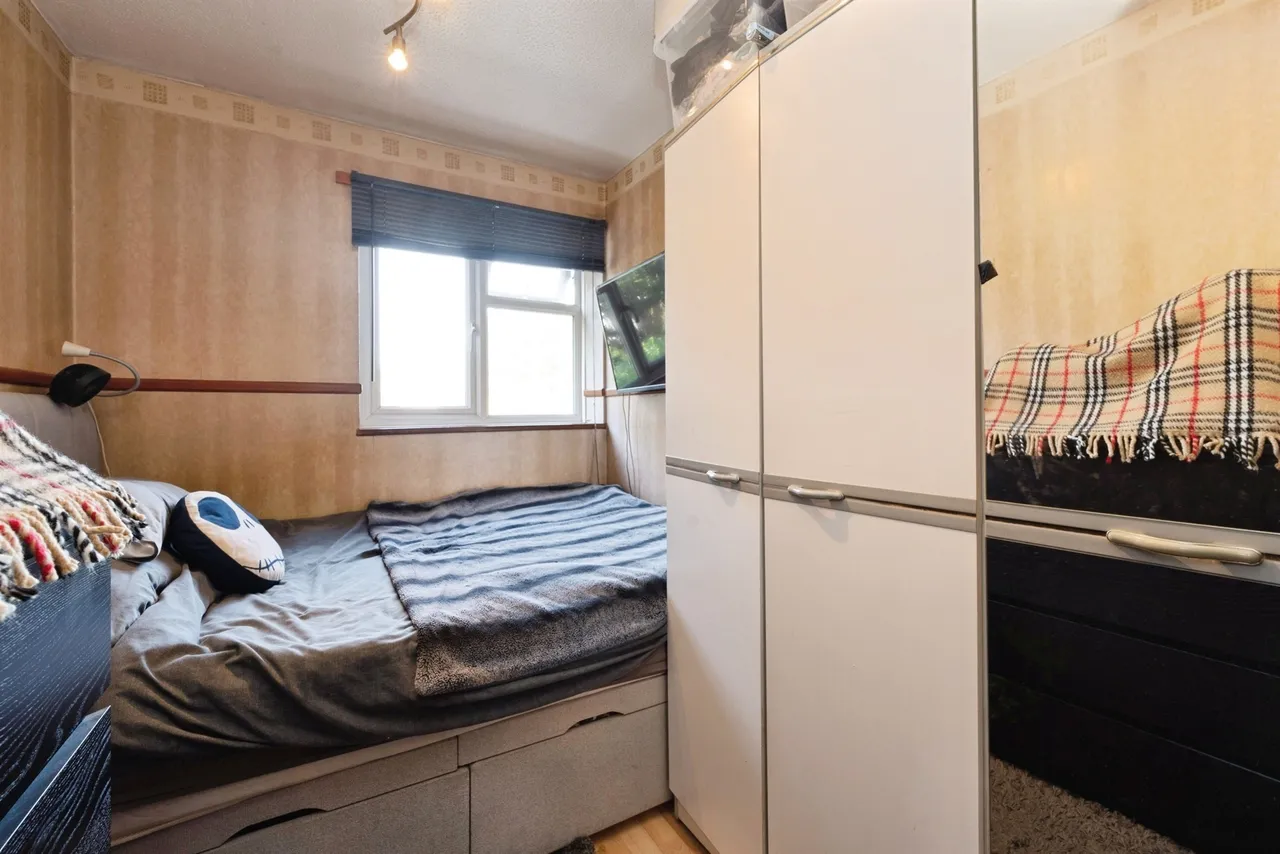 Dobbin Close, Harrow, HA3, photo 18