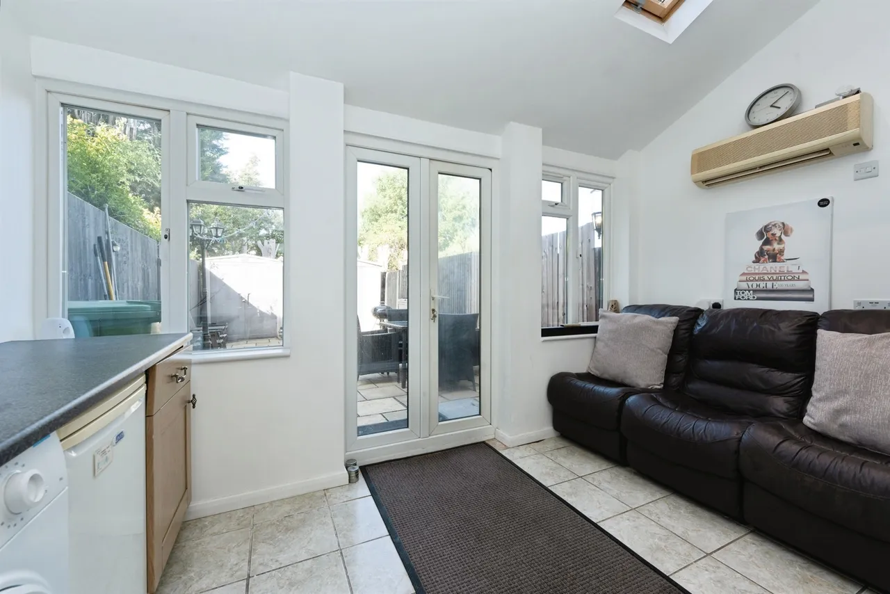 Dobbin Close, Harrow, HA3, photo 12