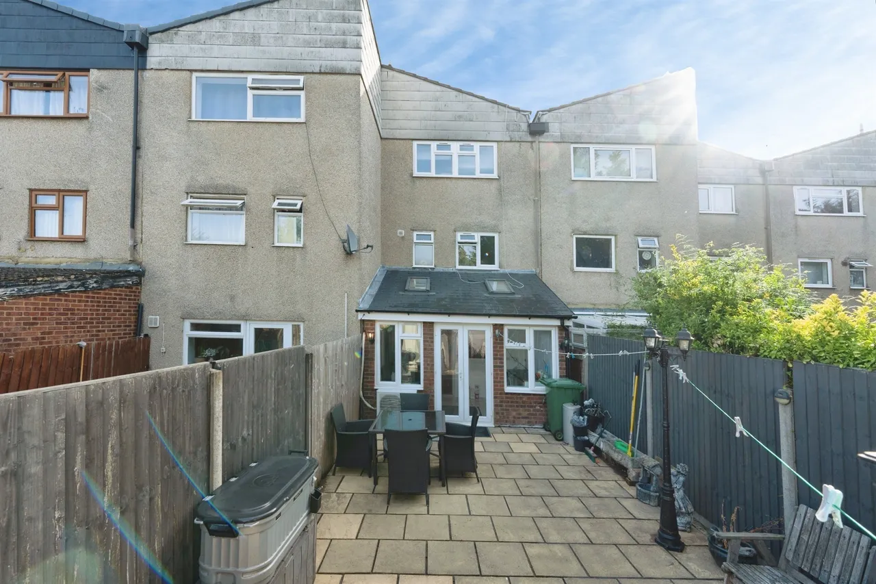 Dobbin Close, Harrow, HA3, photo 6