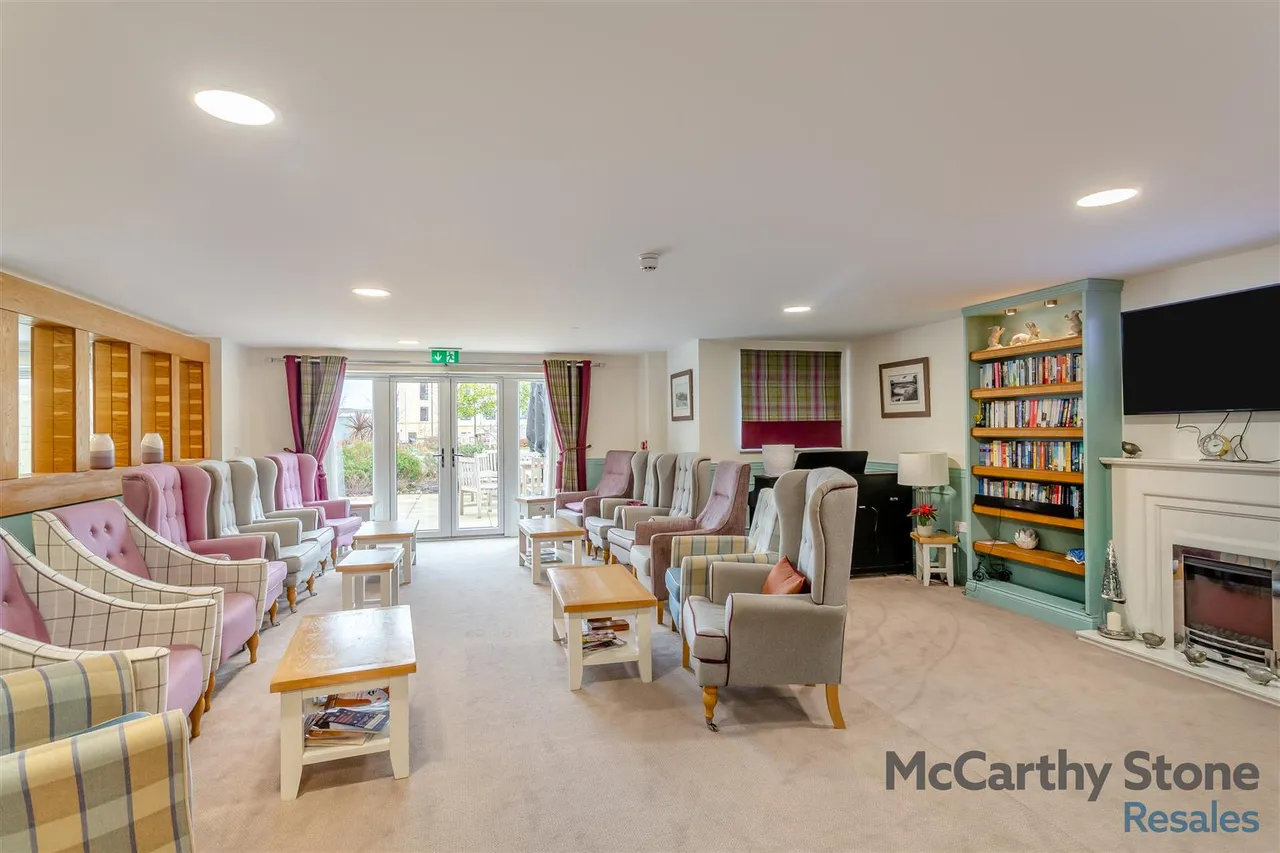 Railway Road, Ilkley, LS29, photo 26
