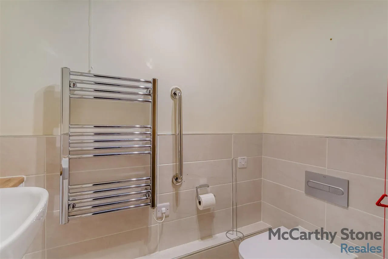 Railway Road, Ilkley, LS29, photo 16