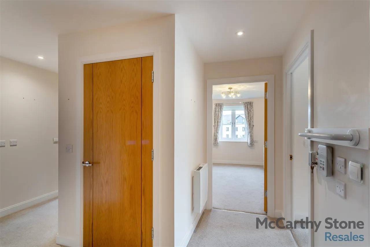 Railway Road, Ilkley, LS29, photo 17