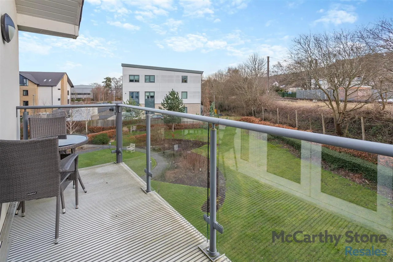 Railway Road, Ilkley, LS29, photo 7