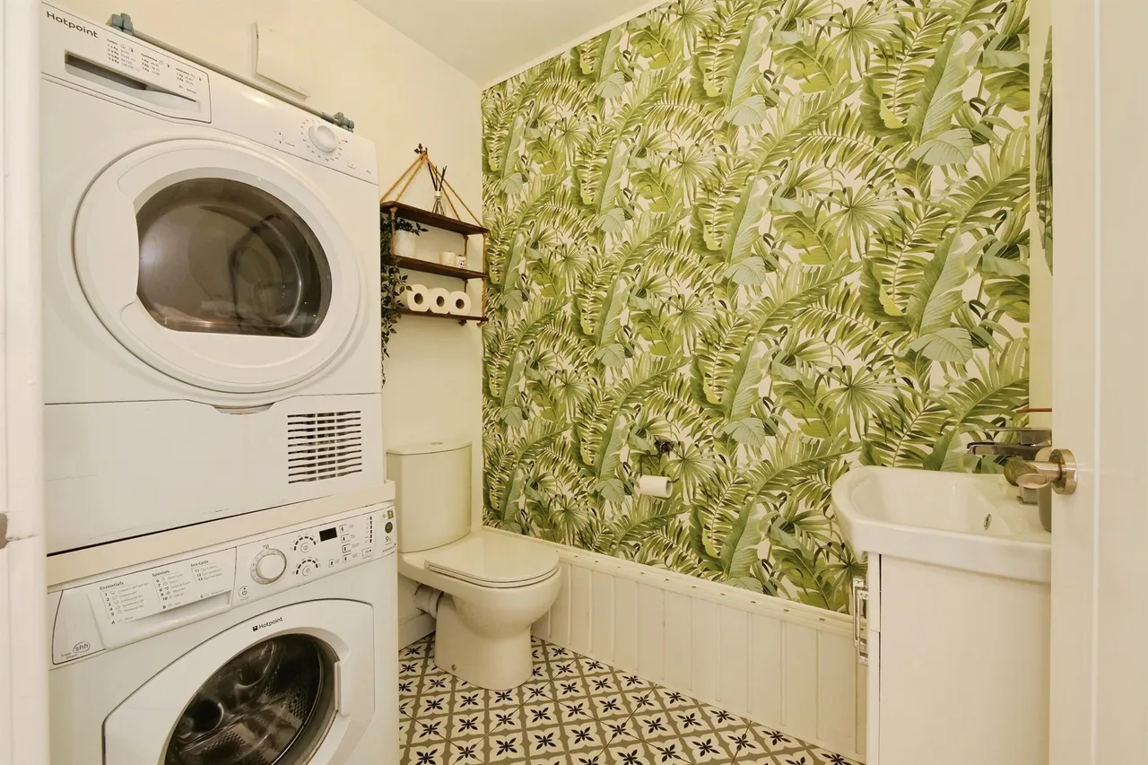 Cardiff Street, Bridgend, CF32, photo 15
