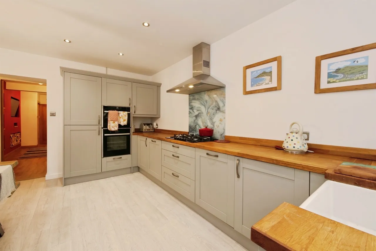 Cardiff Street, Bridgend, CF32, photo 12