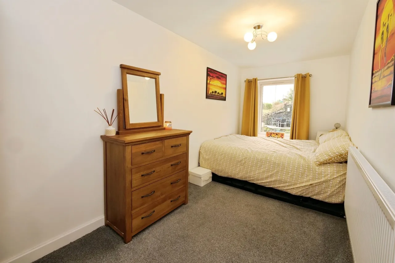 Cardiff Street, Bridgend, CF32, photo 18