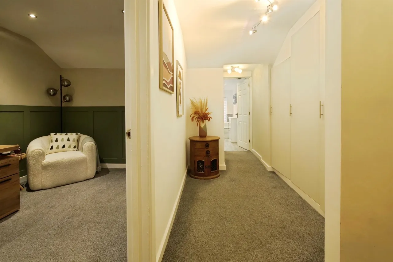 Cardiff Street, Bridgend, CF32, photo 23