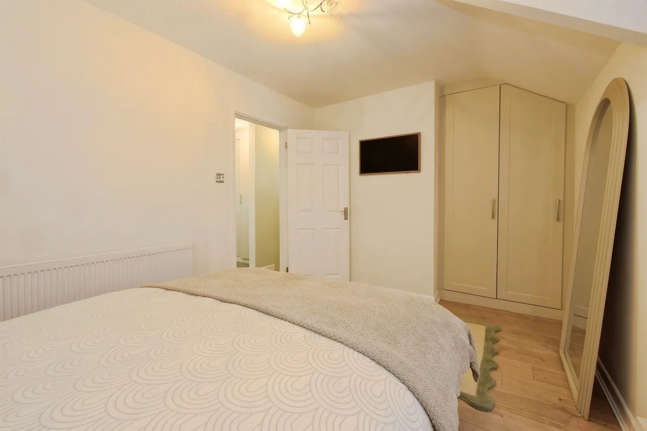 Cardiff Street, Bridgend, CF32, photo 16