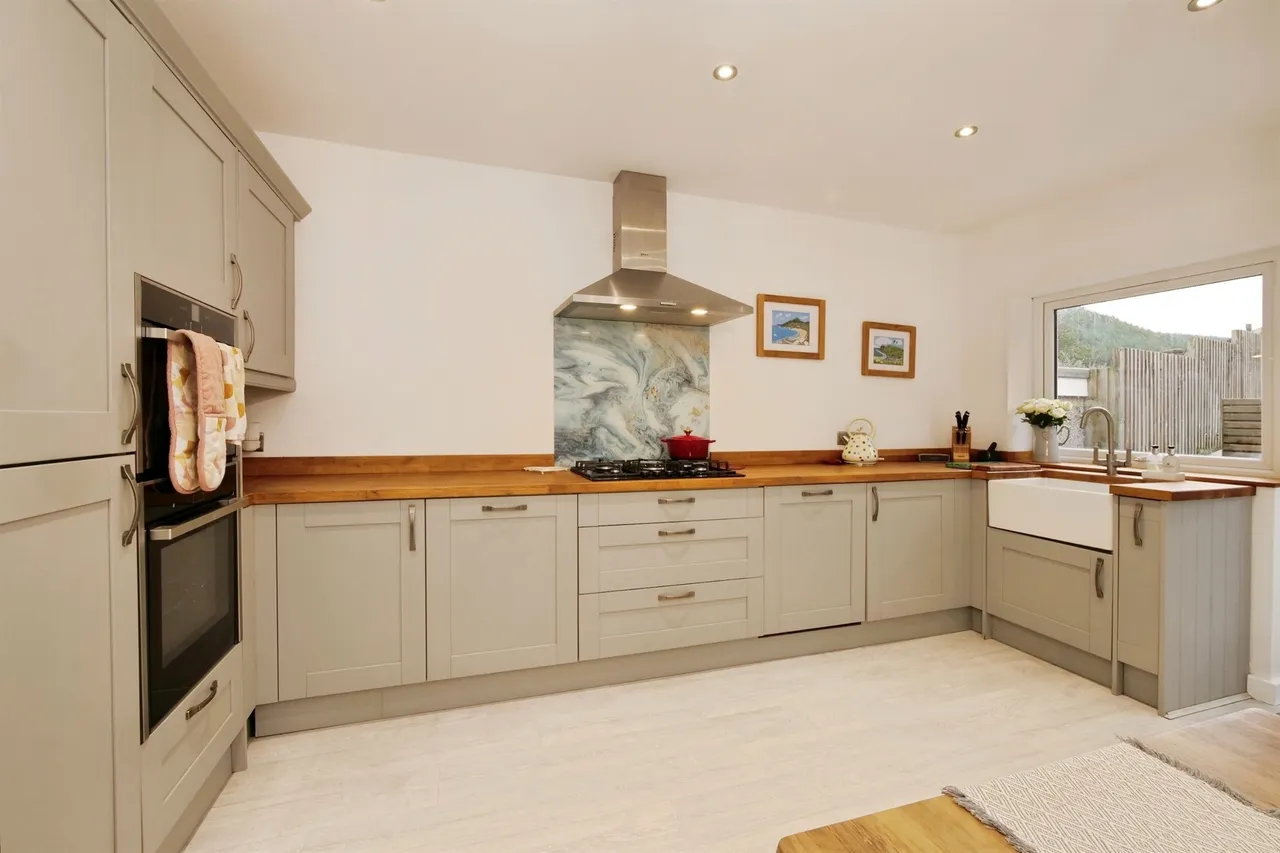 Cardiff Street, Bridgend, CF32, photo 11