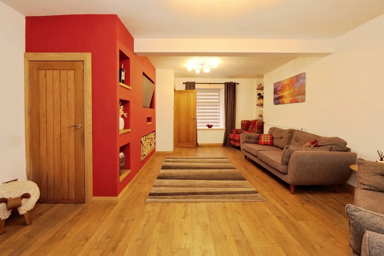 Cardiff Street, Bridgend, CF32, photo 7