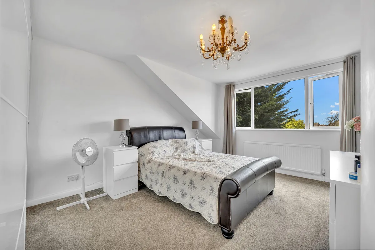 Bellevue Road, Romford, RM5, photo 14