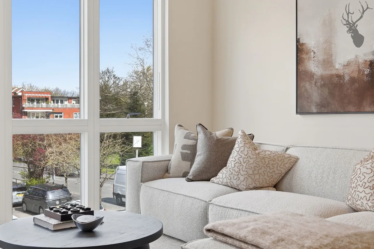 High Road, Chigwell, IG7, photo 4
