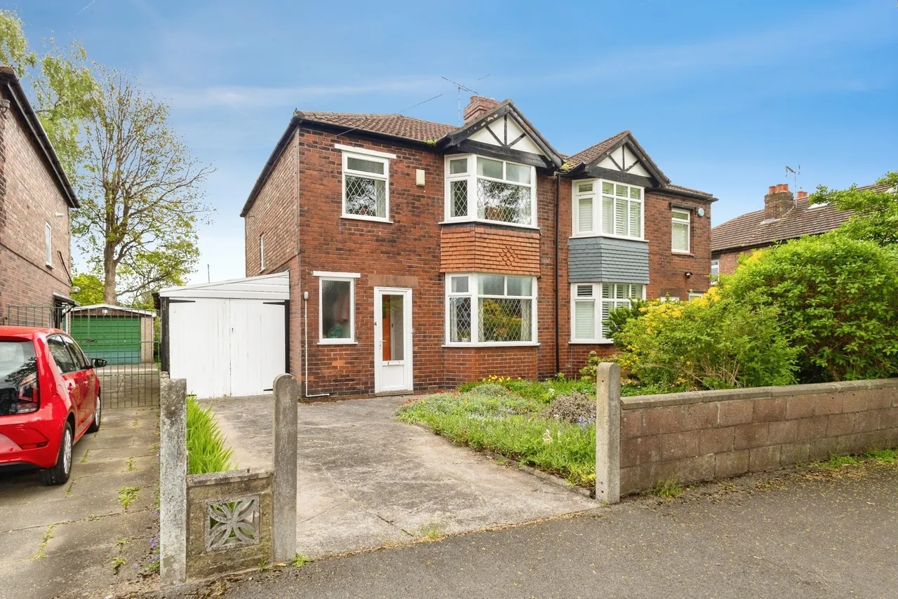 3 bed house for sale — Parkway, Stockport, Greater Manchester, SK3