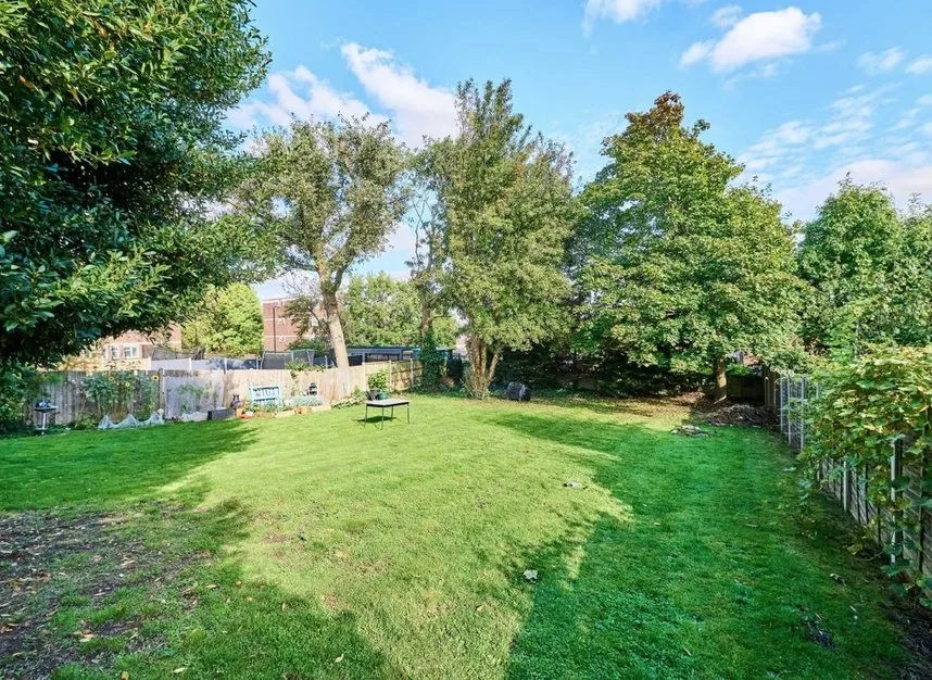 Ravensbourne Park, Catford, SE6, photo 4
