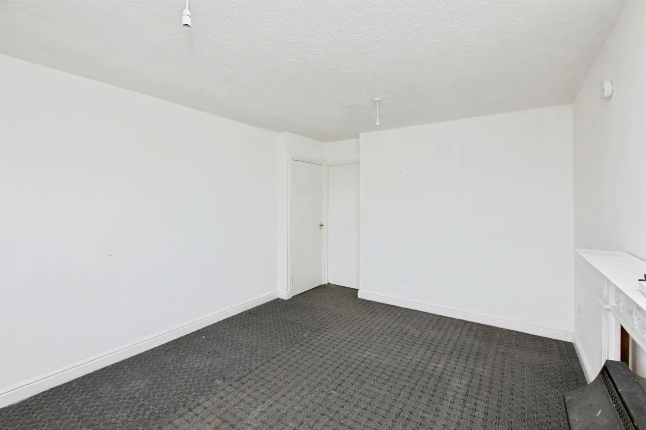 Roseheath Close, Sunnyhill, DE23, photo 4