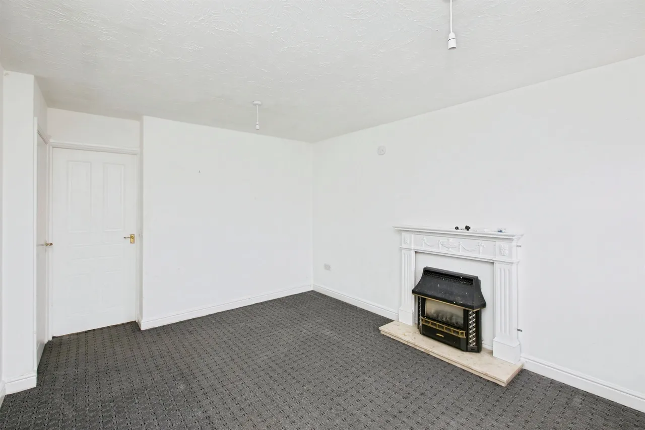 Roseheath Close, Sunnyhill, DE23, photo 3