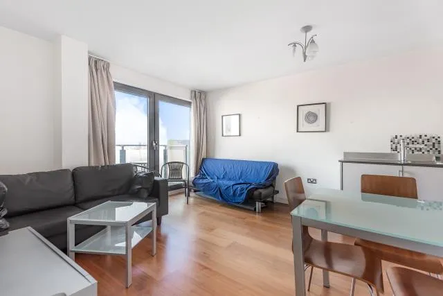 High Street, Slough, SL1, photo 9