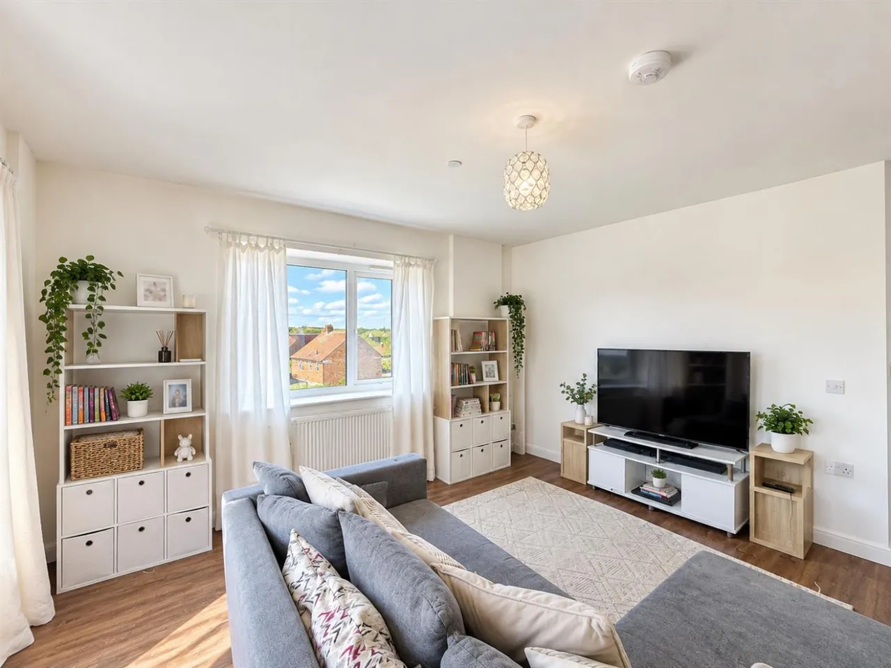 Hatton Road, Feltham, TW14, photo 9