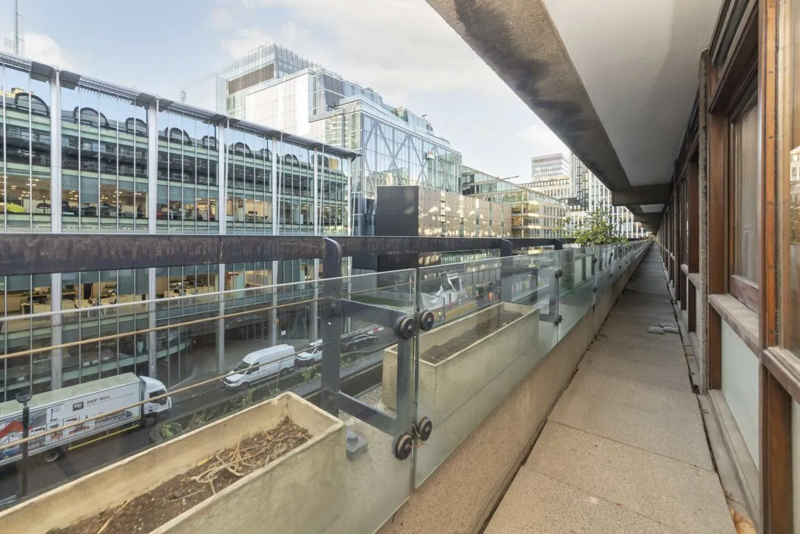 Willoughby House, EC2Y, photo 7