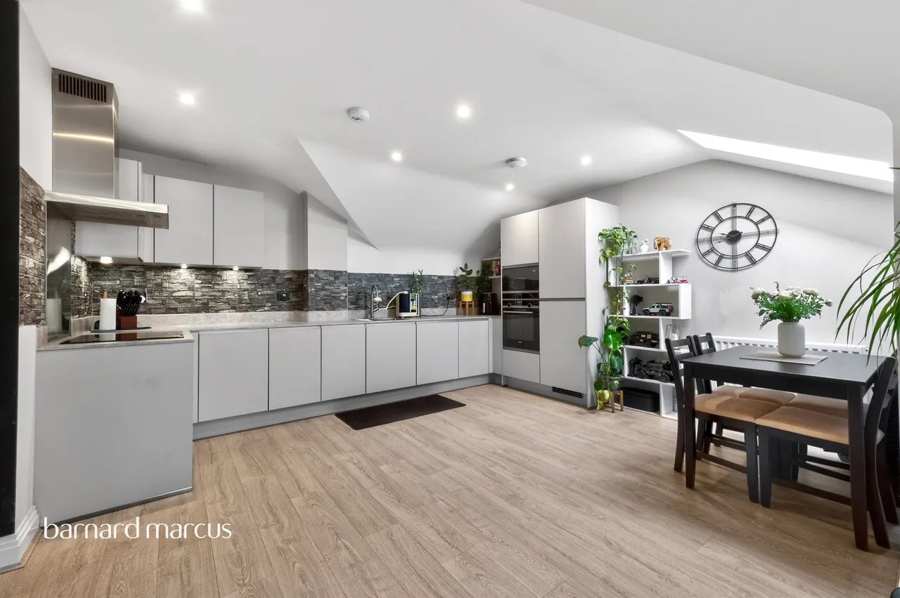 Cavendish Road, Sutton, photo 10