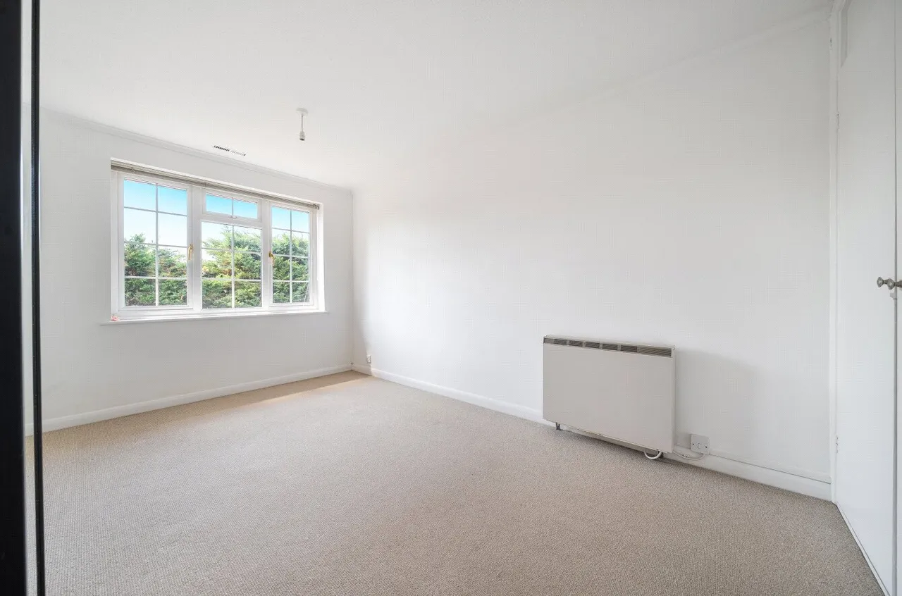 Lower Edgeborough Road, Guildford, GU1, photo 10