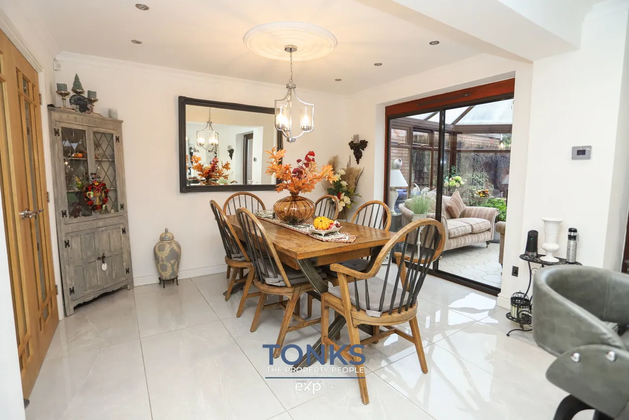 Wolverhampton Road, Dudley, DY3 1QR, photo 4