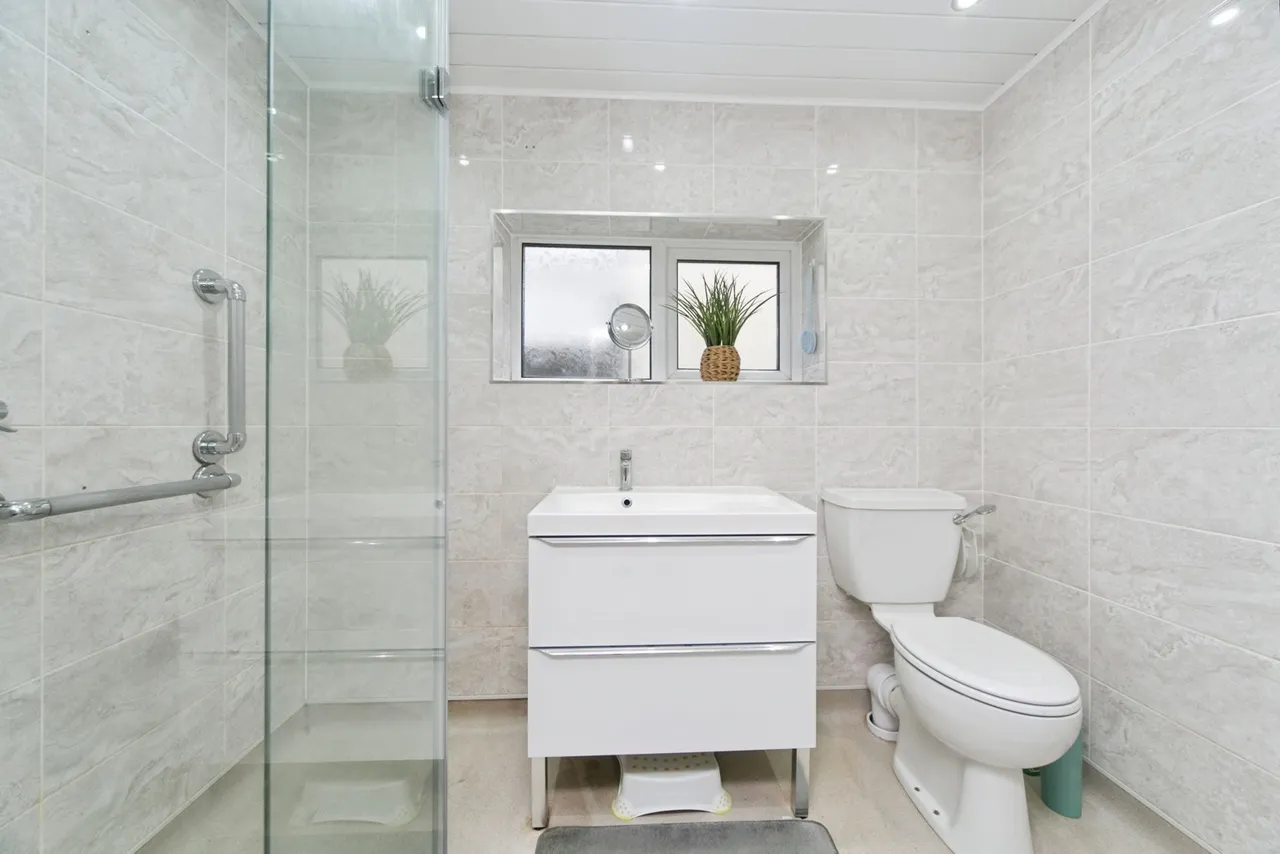 Rochester Way, Rhos on Sea, LL28, photo 12