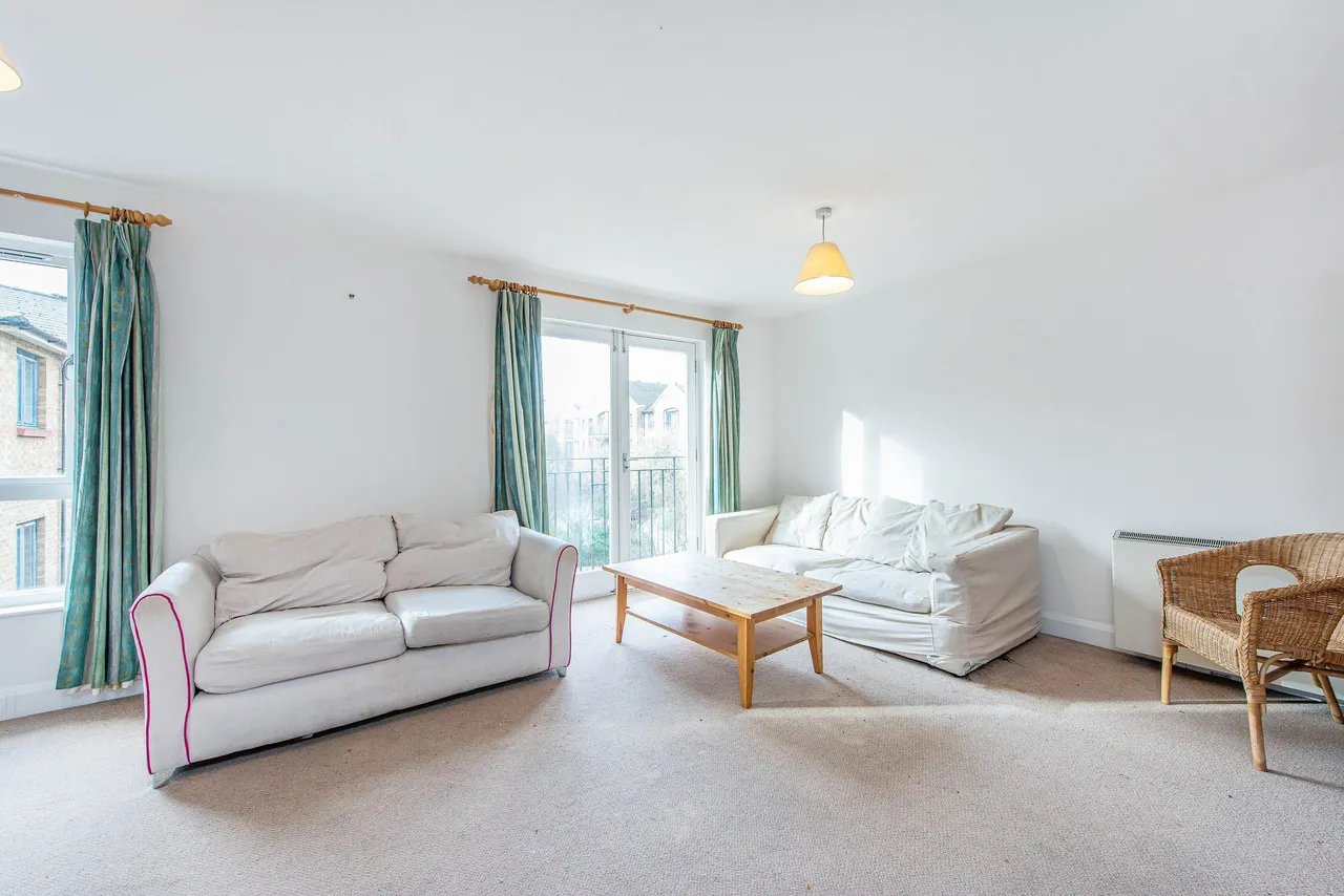 11-22 Kempton Court, 2 Durward Street, London, photo 6