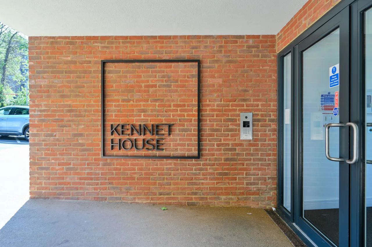 Kingston Upon Thames, KT2, photo 10