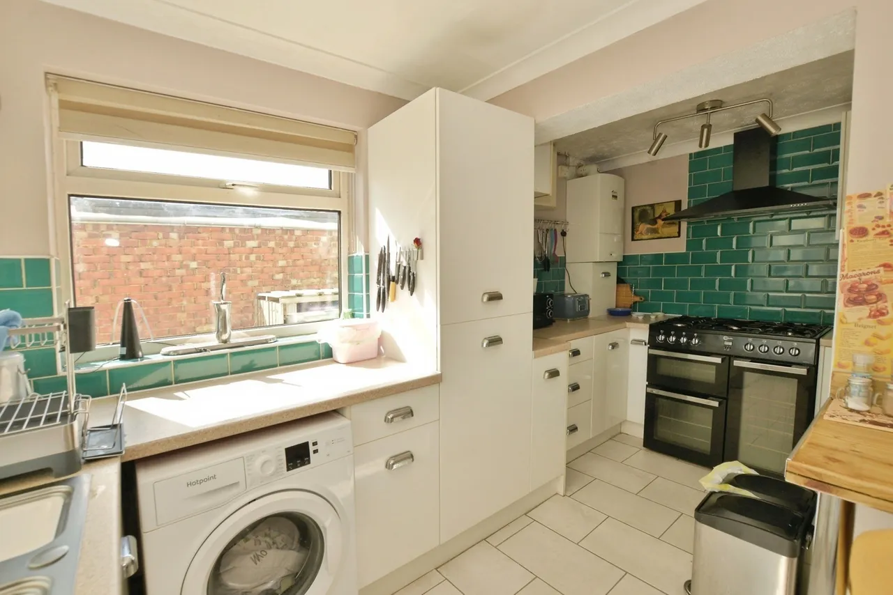 Pleasance Road North, Lydd on Sea, Romney Marsh, Kent, TN29, photo 13