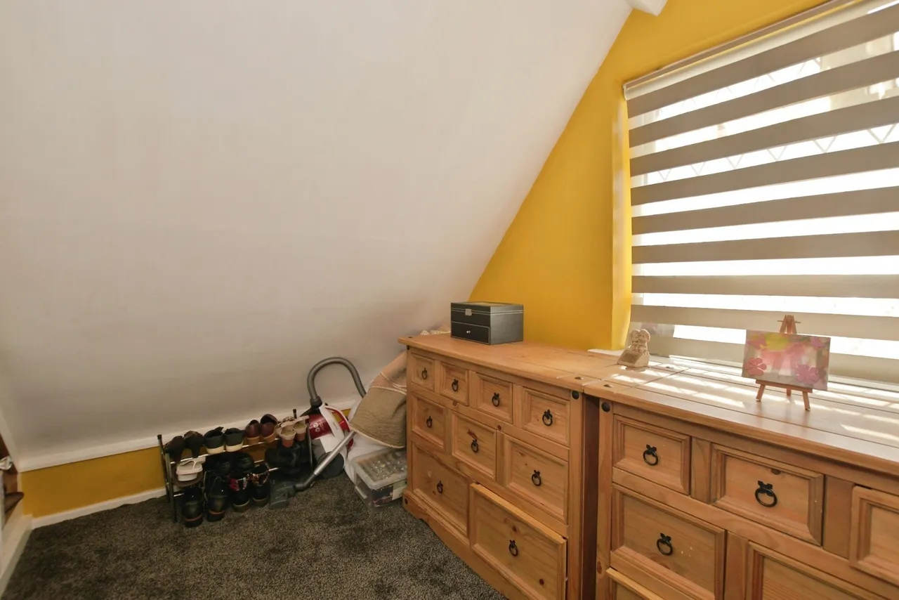 Pleasance Road North, Lydd on Sea, Romney Marsh, Kent, TN29, photo 8