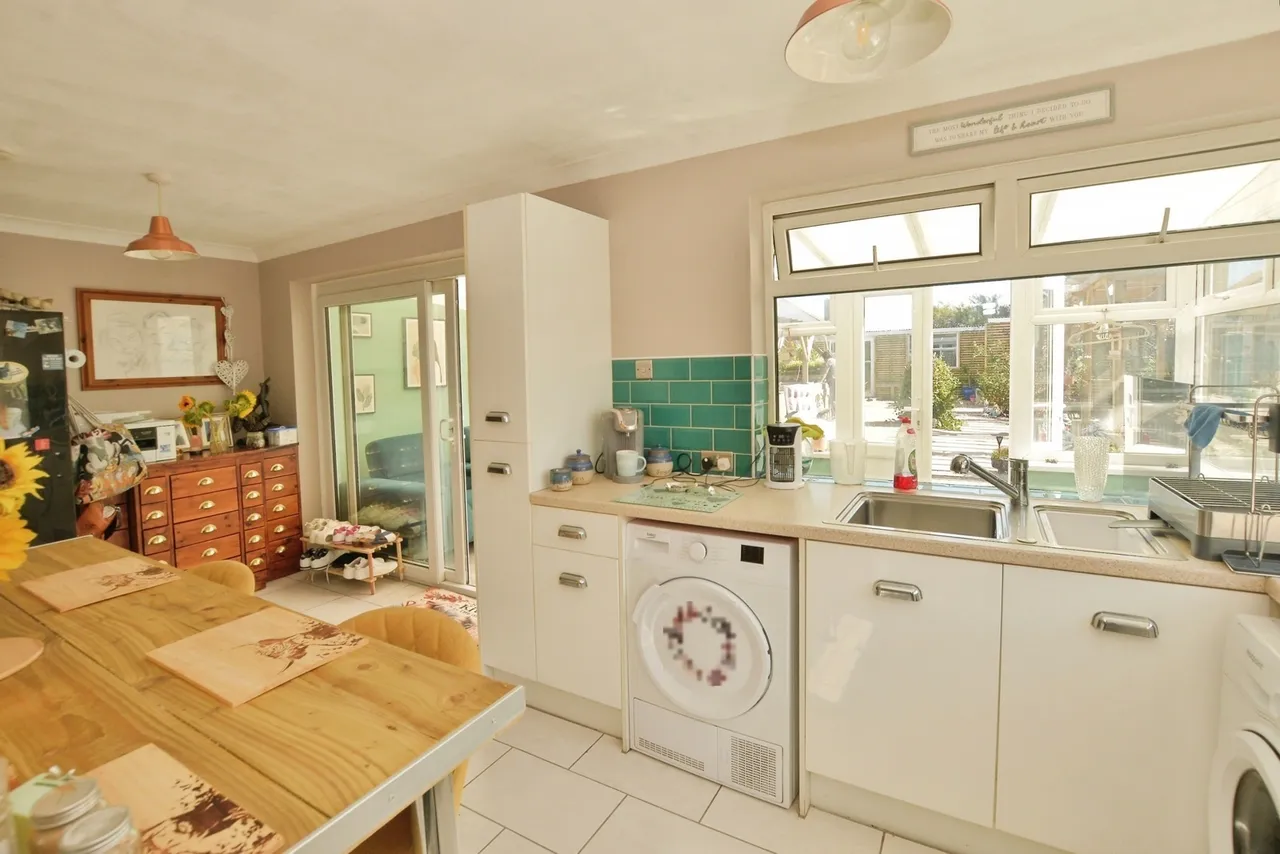 Pleasance Road North, Lydd on Sea, Romney Marsh, Kent, TN29, photo 14