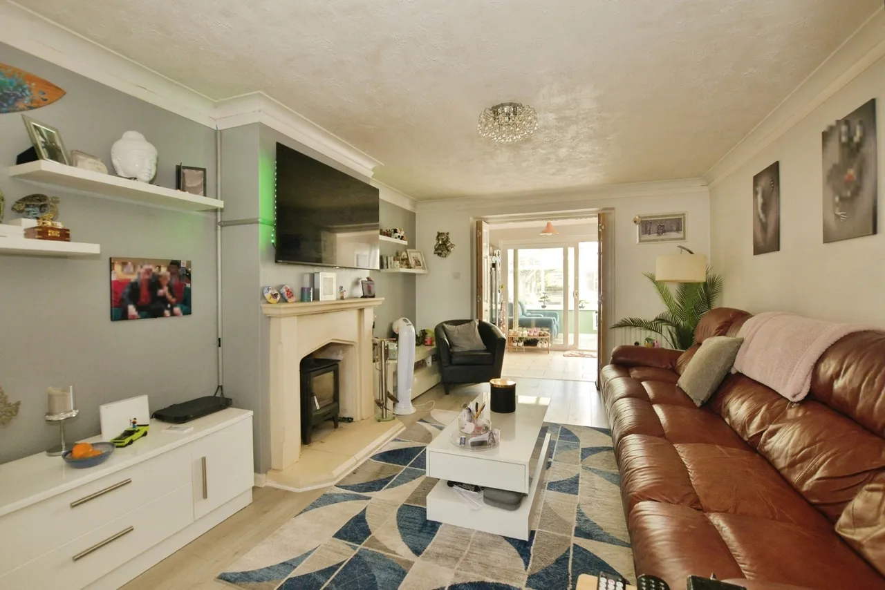 Pleasance Road North, Lydd on Sea, Romney Marsh, Kent, TN29, photo 2