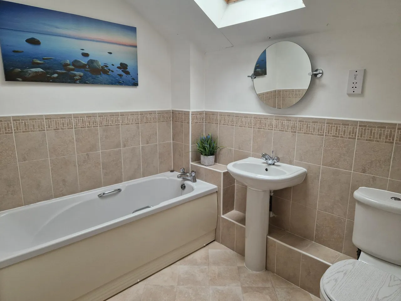 Knottingley, WF11, photo 9