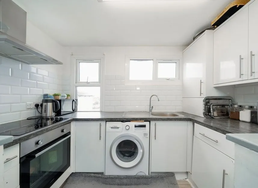 Crownhill Road, Harlesden, NW10, photo 3