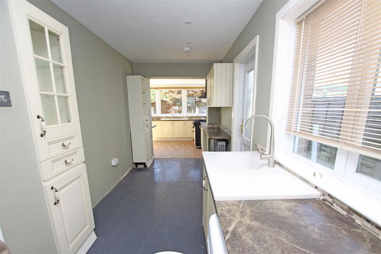 Southill Road, Bournemouth, photo 8